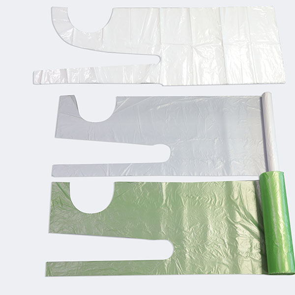 APRONS AND APRONS ON ROLL